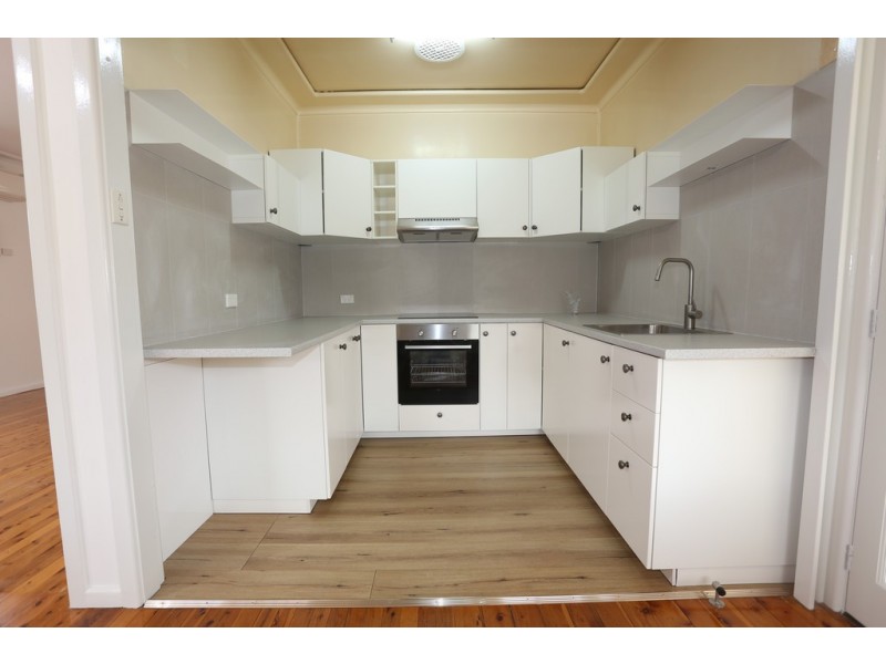 13 Smith Street, Kingswood NSW 2747