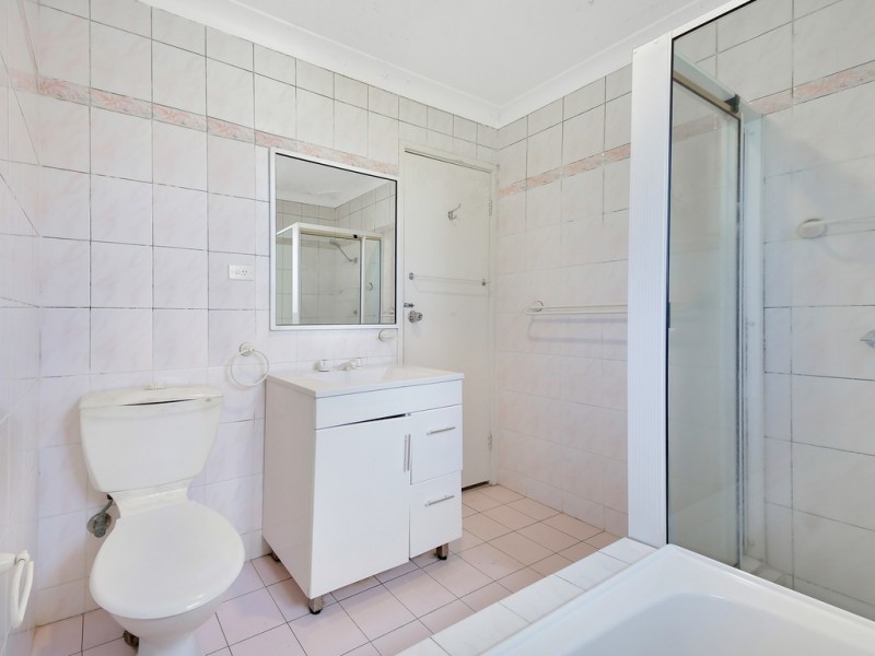 11 Munmora Place, Oxley Park NSW 2760