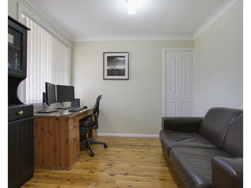 7 Burton Street, Werrington County NSW 2747