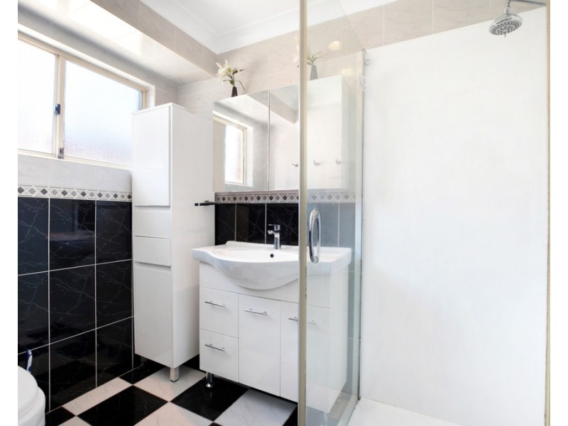 4/2 Werona Avenue, Claremont Meadows NSW 2747