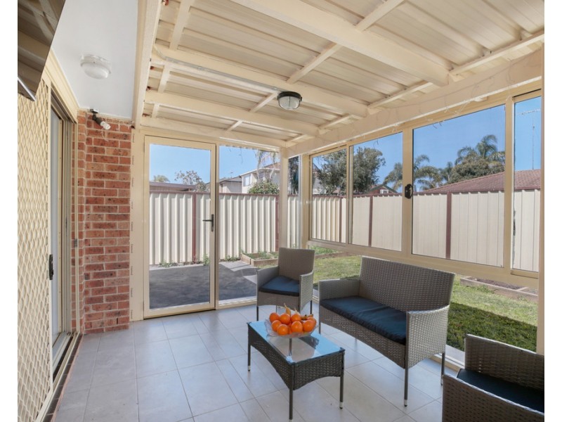 4/2 Werona Avenue, Claremont Meadows NSW 2747