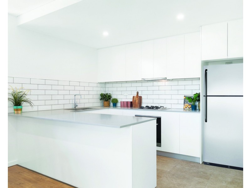 42-44 Lethbridge St, Penrith NSW 2750