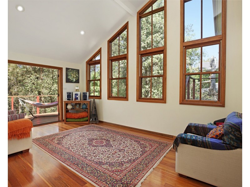 12 Ross Crescent, Blaxland NSW 2774