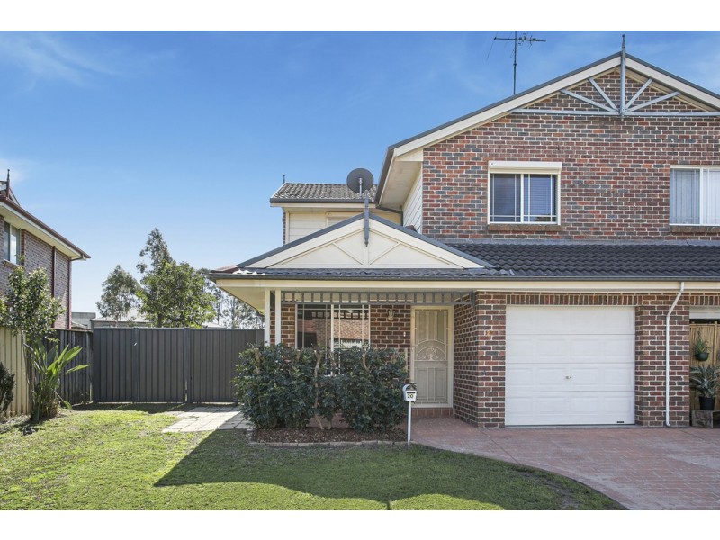 20 Picasso Place, Emu Plains NSW 2750