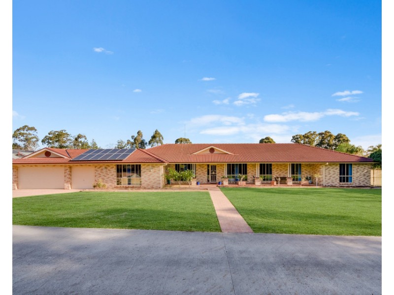 52 South Street, Glenmore Park NSW 2745