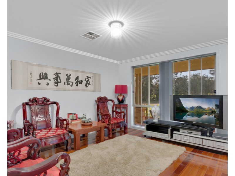 52 South Street, Glenmore Park NSW 2745