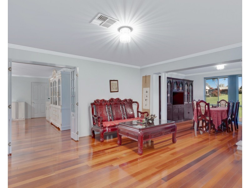 52 South Street, Glenmore Park NSW 2745
