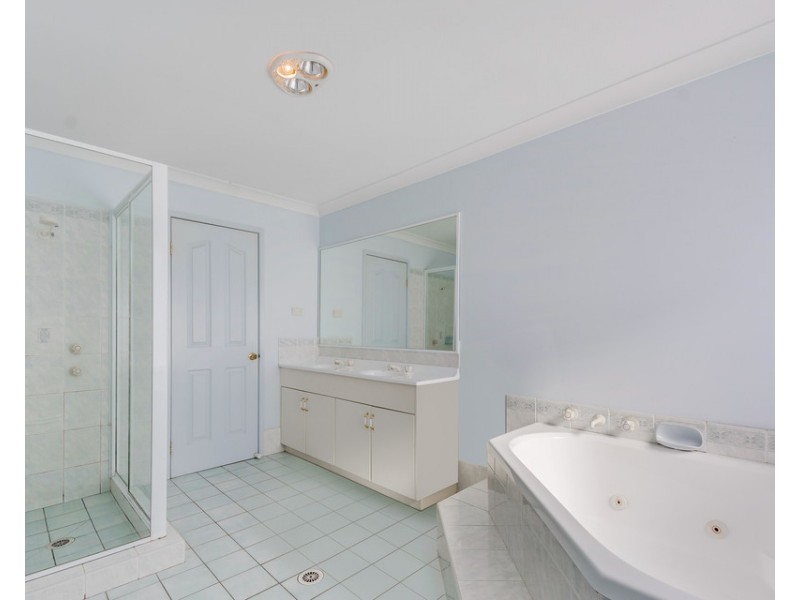 52 South Street, Glenmore Park NSW 2745