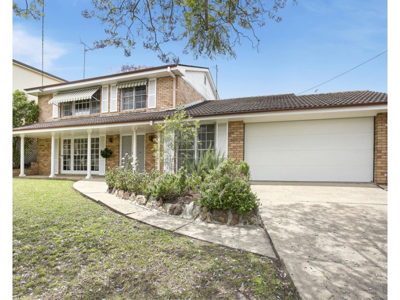 10 Racecourse Place, South Penrith NSW 2750