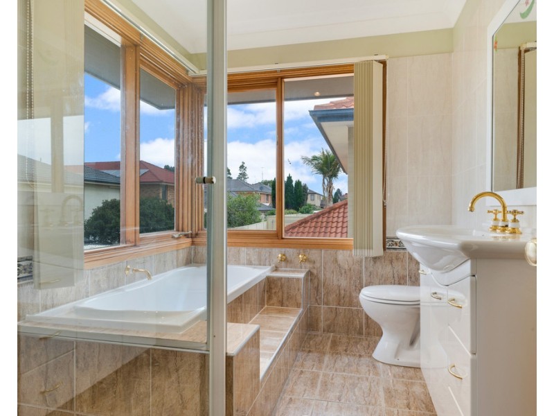 12 Cascade Avenue, Glenmore Park NSW 2745