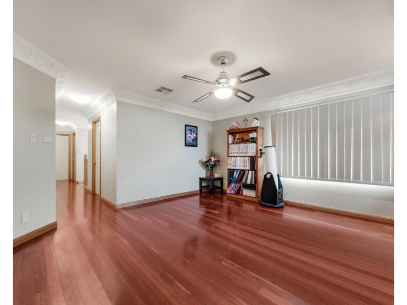 12 Cascade Avenue, Glenmore Park NSW 2745