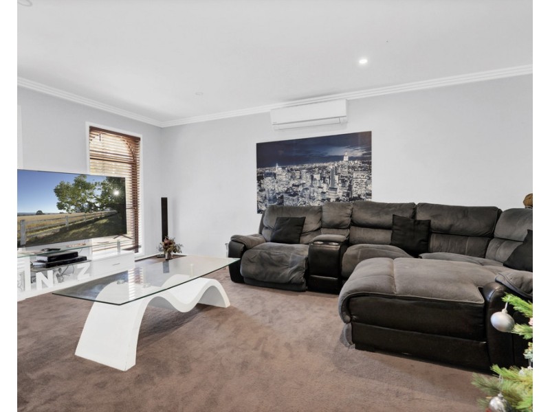 6 Oakland Parade, Werrington Downs NSW 2747