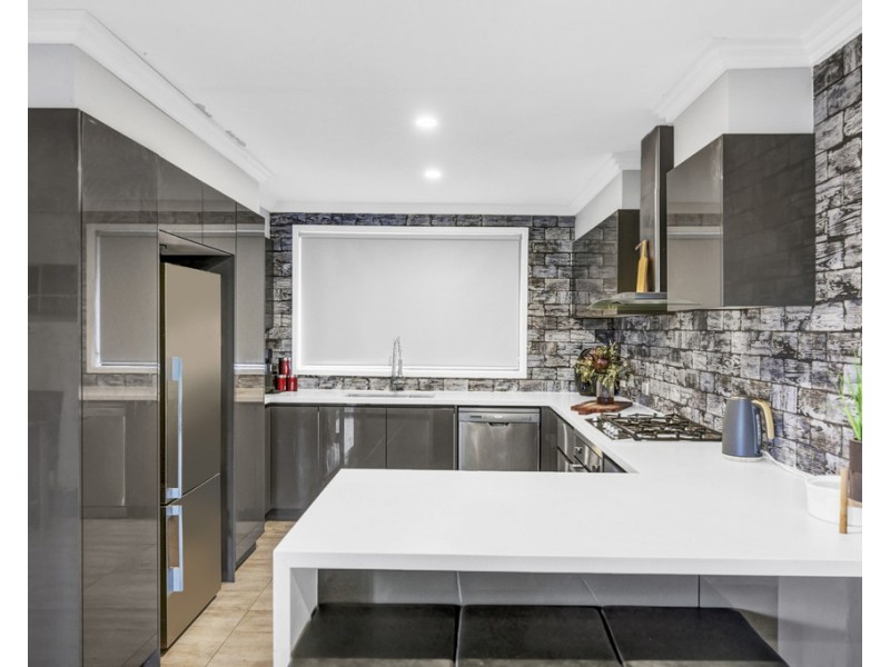 6 Oakland Parade, Werrington Downs NSW 2747