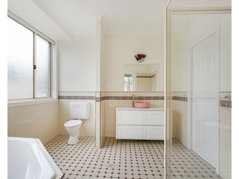 53 Woodlands Drive, Glenmore Park NSW 2745