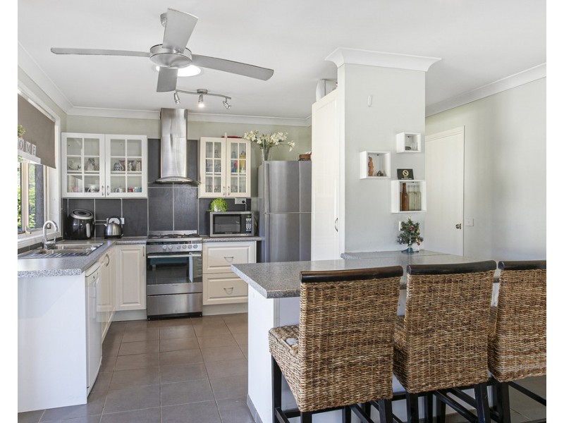 6 Bluewren Close, Glenmore Park NSW 2745