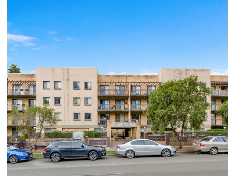 39/5 Fourth Avenue, Blacktown NSW 2148