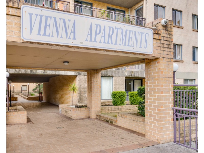 39/5 Fourth Avenue, Blacktown NSW 2148