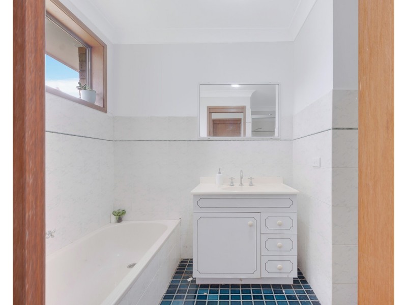 4 Lilley Street, St Clair NSW 2759