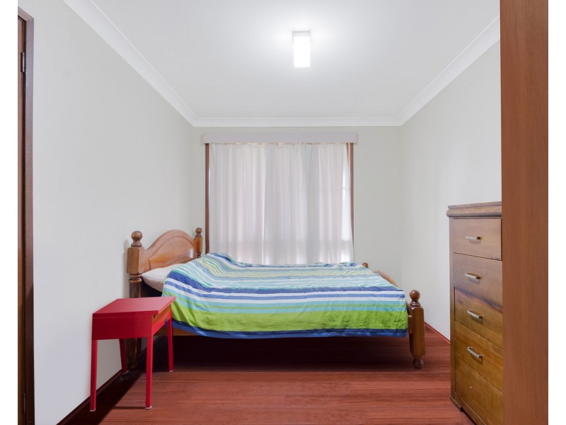 4 Lilley Street, St Clair NSW 2759