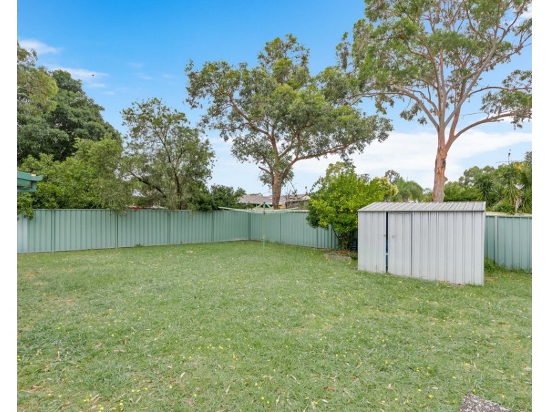 4 Lilley Street, St Clair NSW 2759