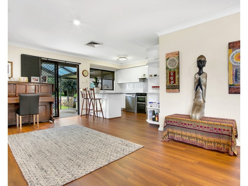 16 Robinson Road, Cranebrook NSW 2749