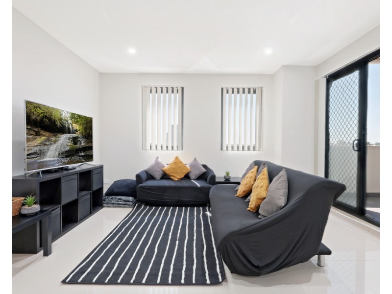 612/240-250 Great Western Highway, Kingswood NSW 2747