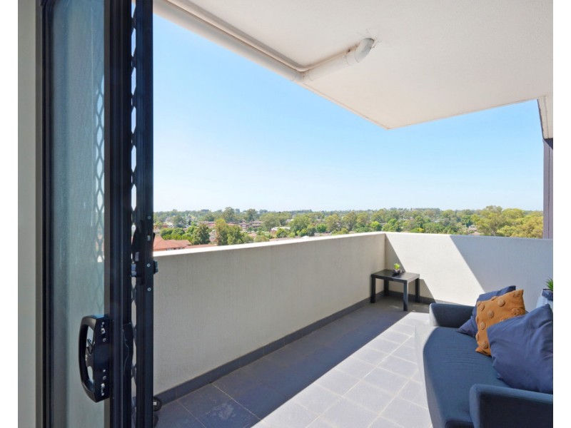 612/240-250 Great Western Highway, Kingswood NSW 2747