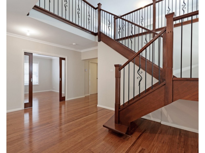 2 Wedgebill Place, Cranebrook NSW 2749