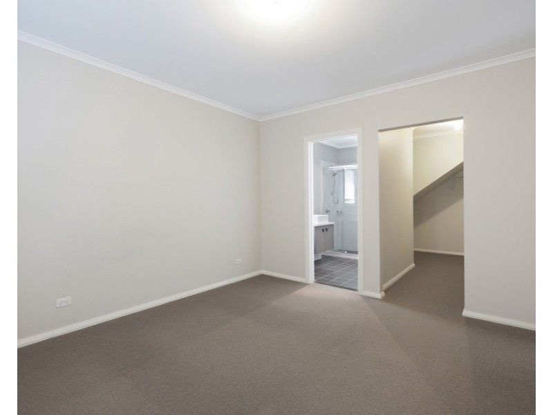 2 Wedgebill Place, Cranebrook NSW 2749