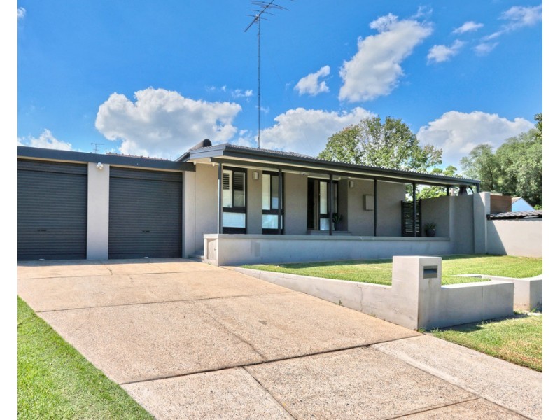 1 Chipping Place, South Penrith NSW 2750