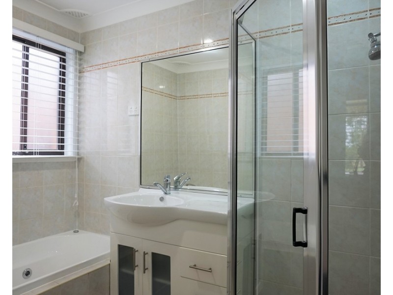 4 Cleeve Place, Cambridge Gardens NSW 2747