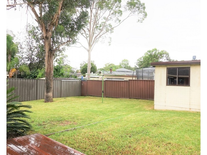 4 Cleeve Place, Cambridge Gardens NSW 2747