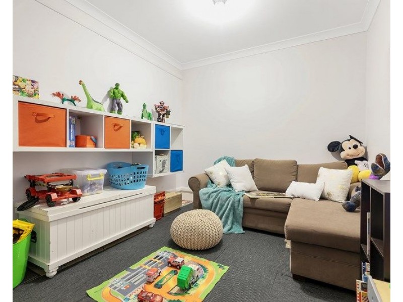 11 Sittella Place, Glenmore Park NSW 2745