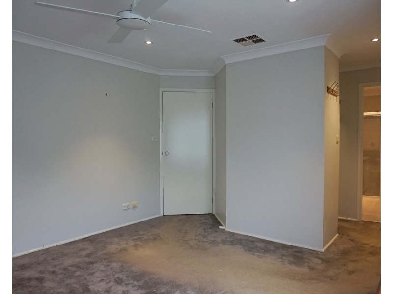 6 Shearwater Drive, Glenmore Park NSW 2745