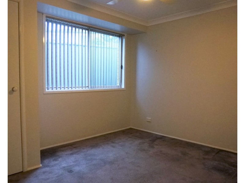 6 Shearwater Drive, Glenmore Park NSW 2745