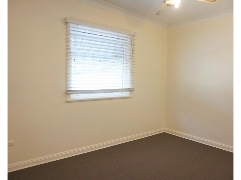 11 Smith Street, Kingswood NSW 2747