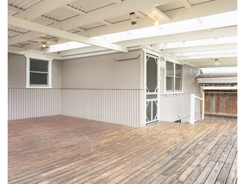 11 Smith Street, Kingswood NSW 2747