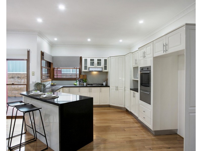 5 Camelot Drive, Cranebrook NSW 2749