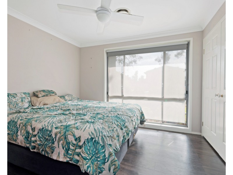 102 The Lakes Drive, Glenmore Park NSW 2745