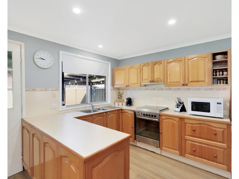 6 Gleam Place, Cranebrook NSW 2749