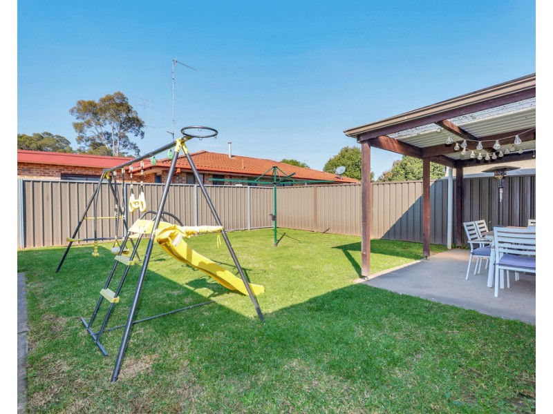 6 Gleam Place, Cranebrook NSW 2749