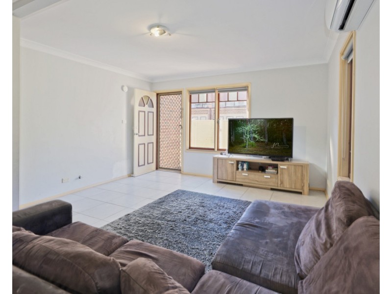 1/9-11 Thurston Street, Penrith NSW 2750