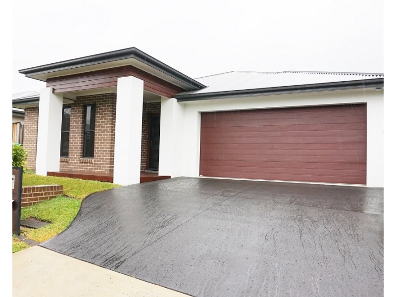 83 Binyang Avenue, Glenmore Park NSW 2745