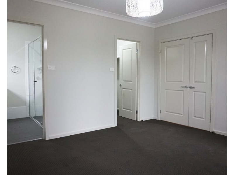 83 Binyang Avenue, Glenmore Park NSW 2745