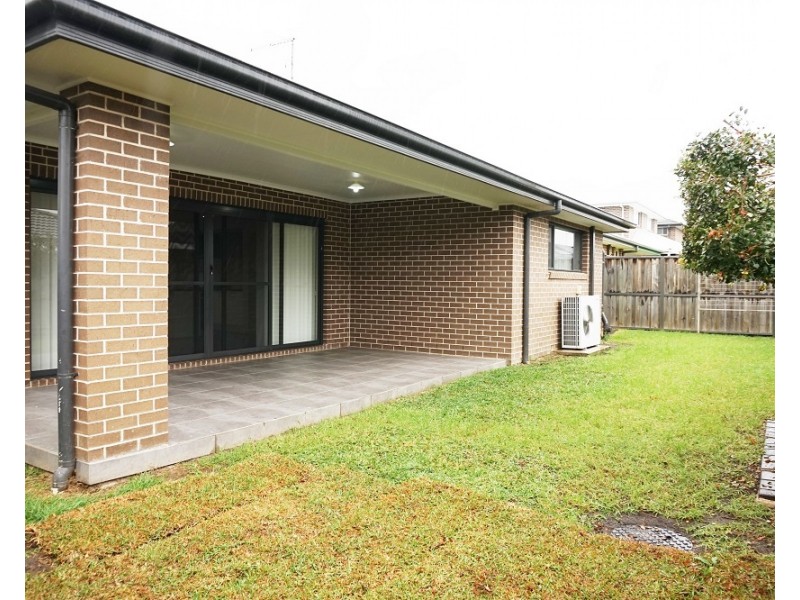 83 Binyang Avenue, Glenmore Park NSW 2745