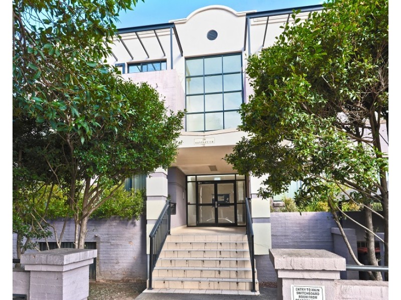 2/20 Santley Crescent, Kingswood NSW 2747