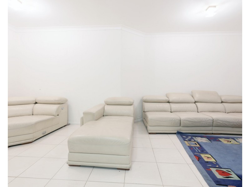 2/20 Santley Crescent, Kingswood NSW 2747