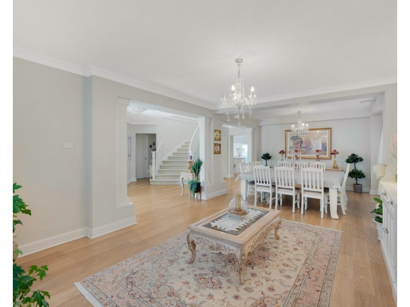 42 Waterford Way, Glenmore Park NSW 2745