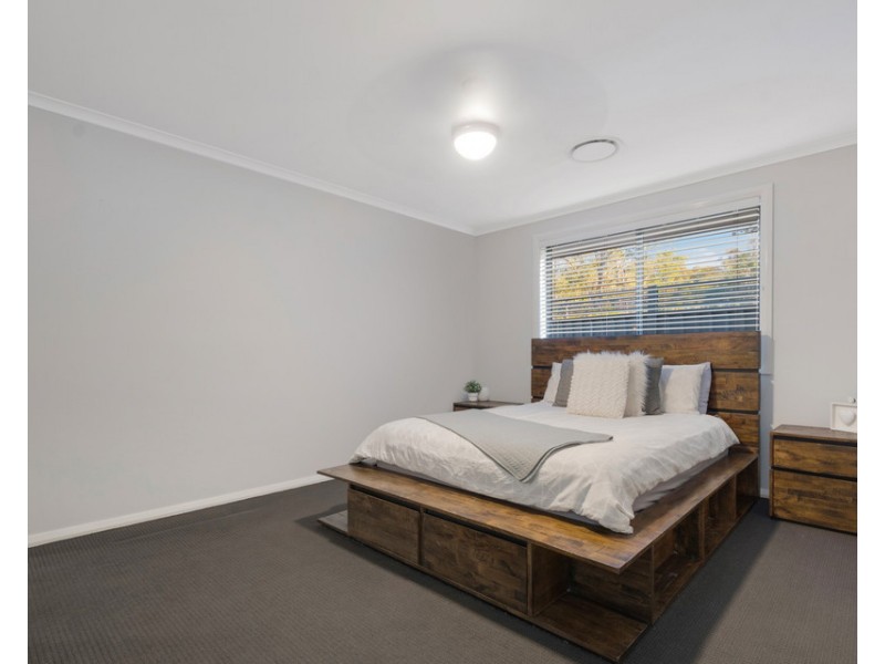 101 Ridgetop Drive, Glenmore Park NSW 2745