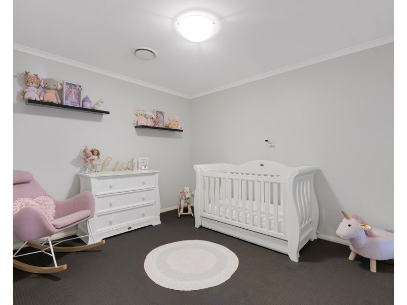 101 Ridgetop Drive, Glenmore Park NSW 2745